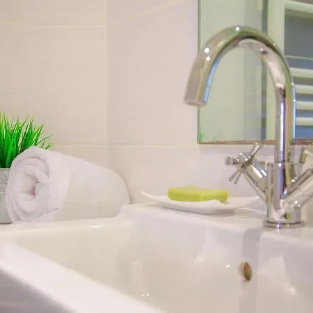 Apartment Studio Papillon - Port De Nice Five Stars Holiday House *