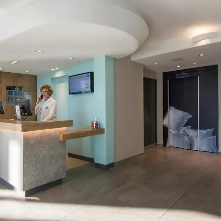 Ibis Budget Californie Lenval Hotell