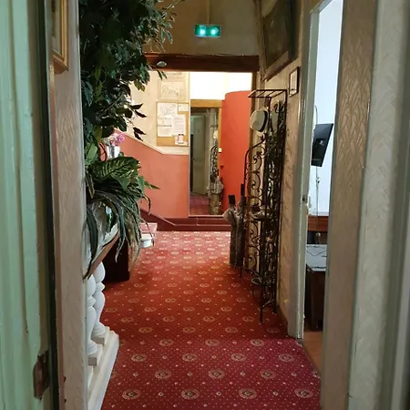 Cronstadt 3*