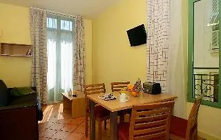 Lejlighedshotel Odalys Le Palais Rossini 2*