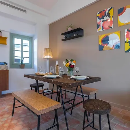 Apartment Le Chateau - The Beautiful Sight In Old Town, Private Terrace