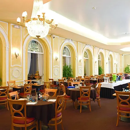 Le Royal Promenade Des Anglais