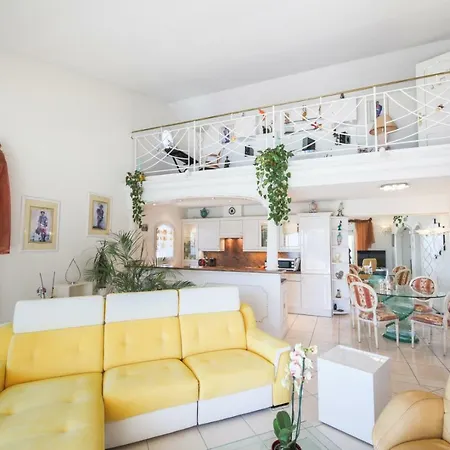 Villa La Casetta Dei Fiori Vi3078 Nice