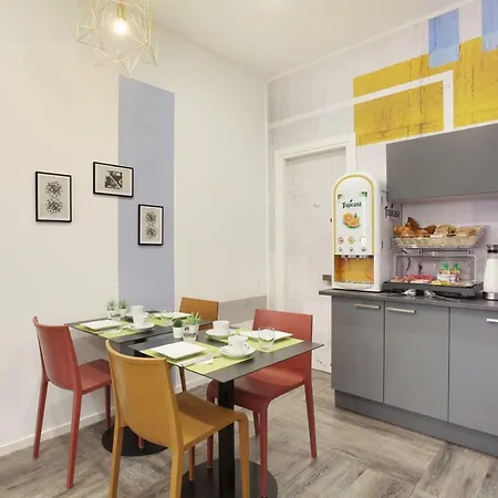 Alcove Hotel