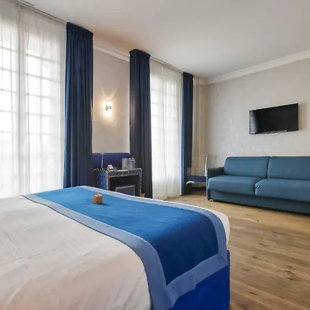 Excelsior Centre By Happyculture מלון 4*