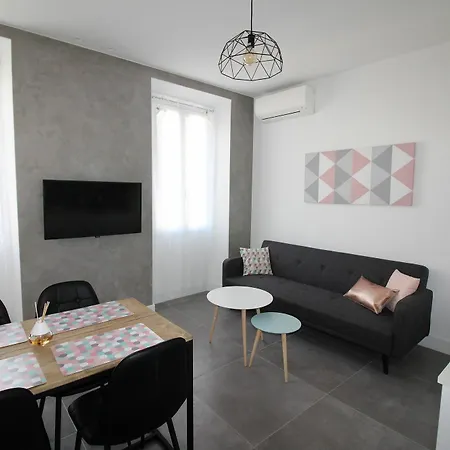 아파트 Booking- Pink Massena Zone Pietonne *