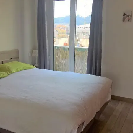 Apartment Val Roya Terrasse