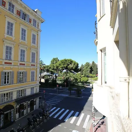 Le Palais Des Phocéens Nice