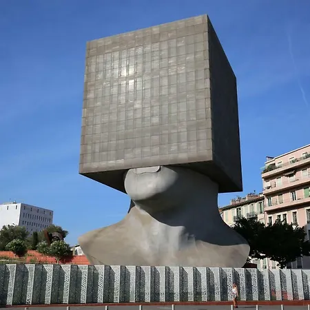 Le Palais Des Phocéens * Nice