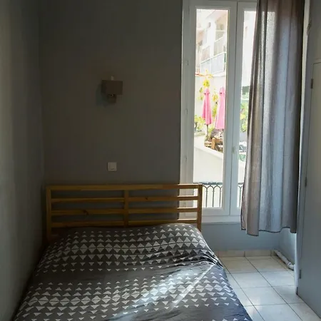Le Pastoral Hostal *