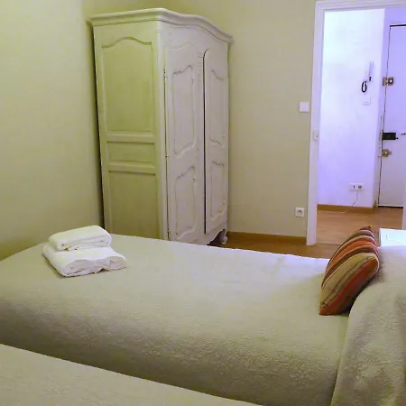 Apartment 2 Bedroom Old Town Centre