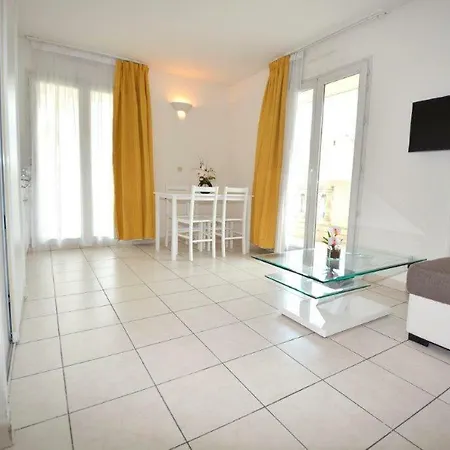 Apartament Les Domes *
