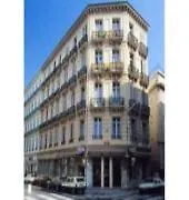 Trocadero Hotel 2*