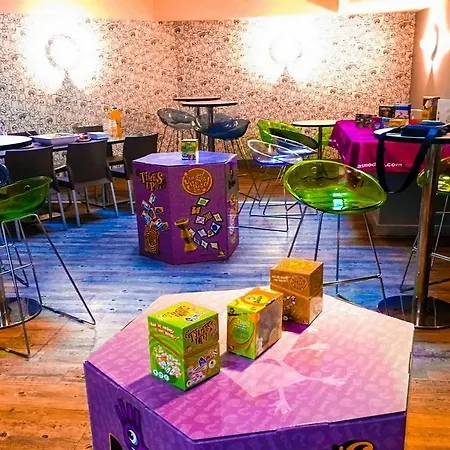 Ibis Styles Centre Port Hotel