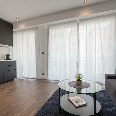 Luxurious In Heart Of Apartamento
