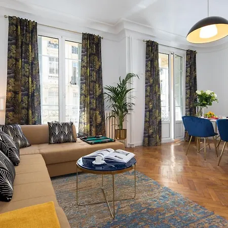 Emilia Apartment *