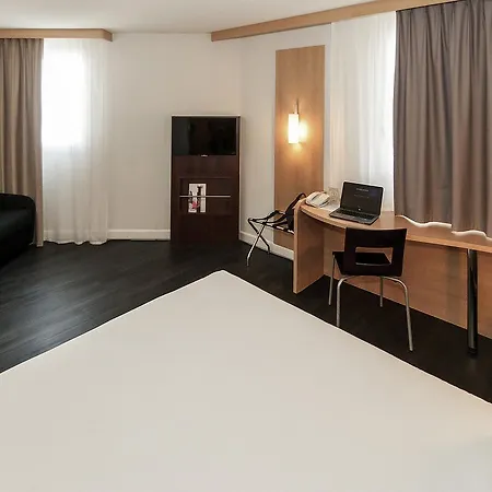Easyhotel Old Town Ξενοδοχείο Νίκαια
