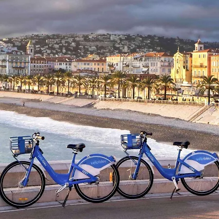 Ibis Budget Californie Lenval 2*
