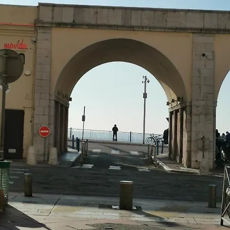 Apartman Vieux S *
