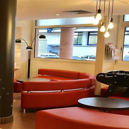 Easyhotel Old Town Νίκαια
