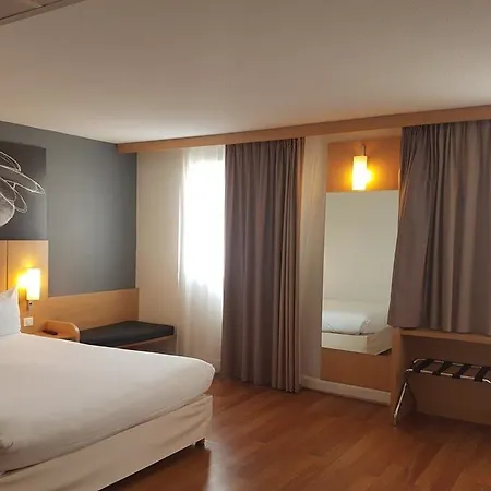 Ξενοδοχείο Easyhotel Old Town