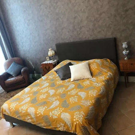 招待所 Maison Bonfils 5*
