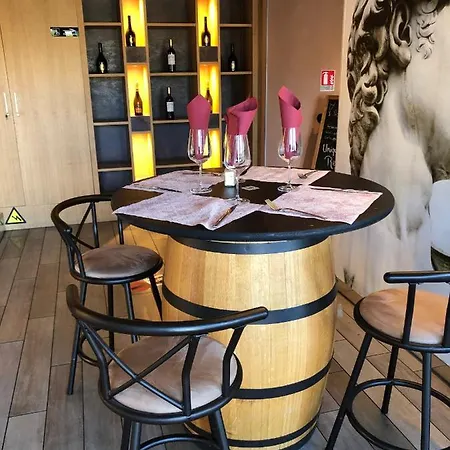 Hotel Ibis Budget Palais Nikaia Niza