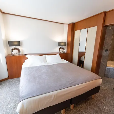 Hotel Goldstar &