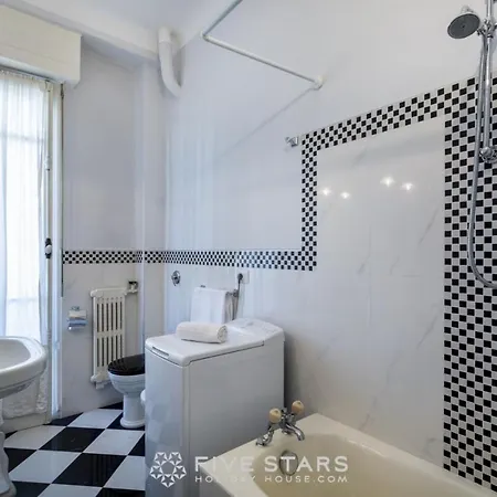 Studio 53 Five Stars Holiday House Apartamento