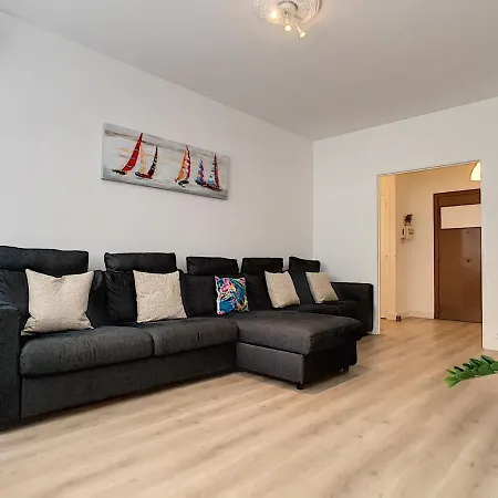 Apartment Nestor&jeeves - Beethoven - - Residential Area *
