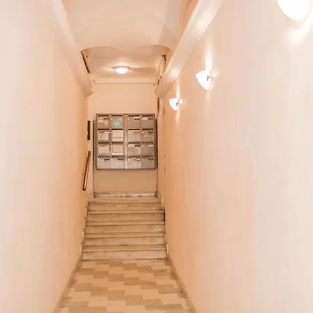 Apartment Sunlight - Cristal - Old Town Area, 3 Bedrooms, Stunning *