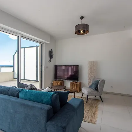 Elegance Apartment *