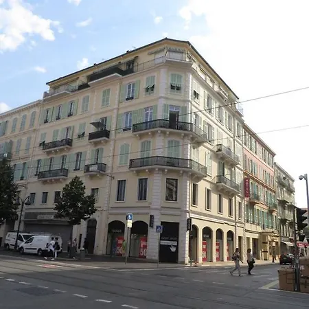 Aparthotel Adonis *