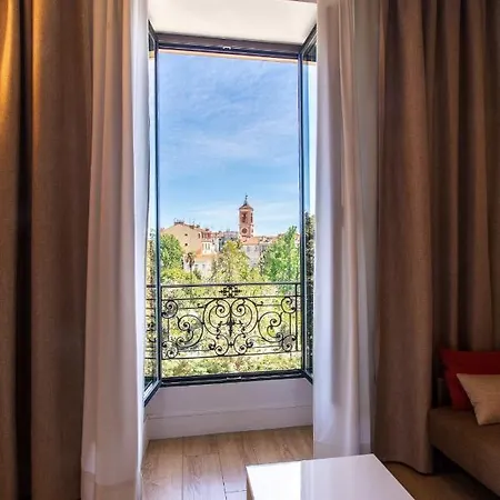 Grand H -f2, Face Vieux- Nice, Terrasse, Ascenseur, Climatisation, Terrace - Center Nice