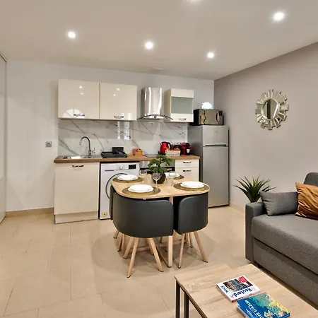 Apartment - Centre - Nice