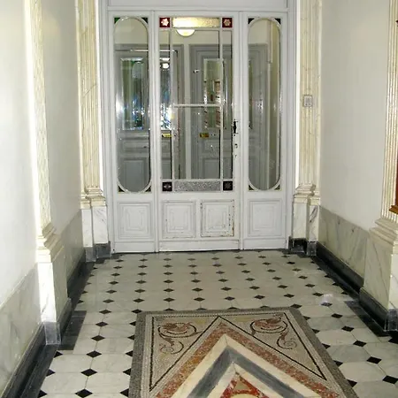 Place Wilson Apartment