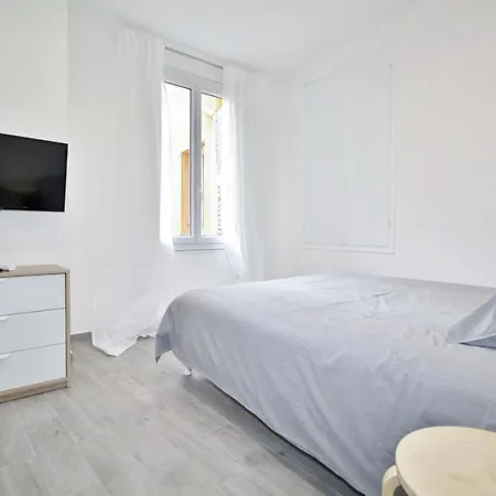 Republique Garibaldi Apartment