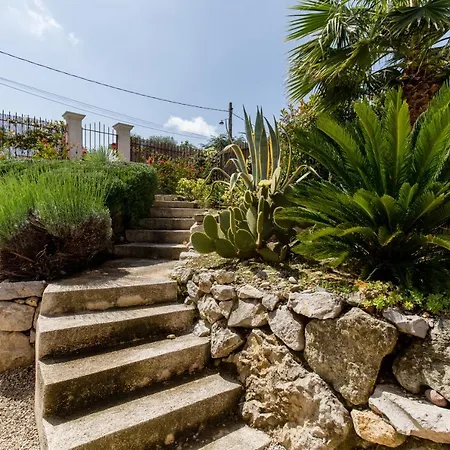 A True Paradise For Unforgettable Vacation - Pool And Sea View Villa