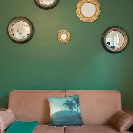 Beautiful In The Heart Of Apartment *