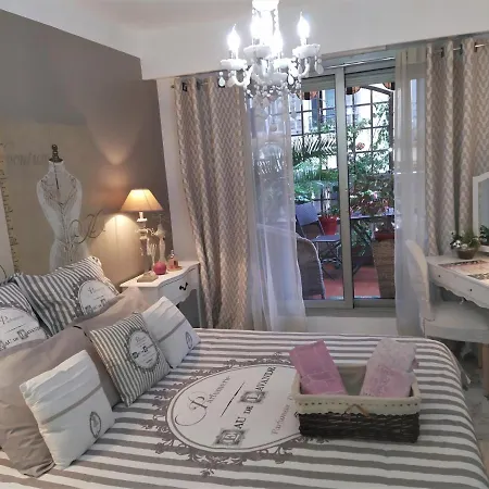 Chambre D'hôte De Charme Avec Petit Déjeuner Offert * Nice