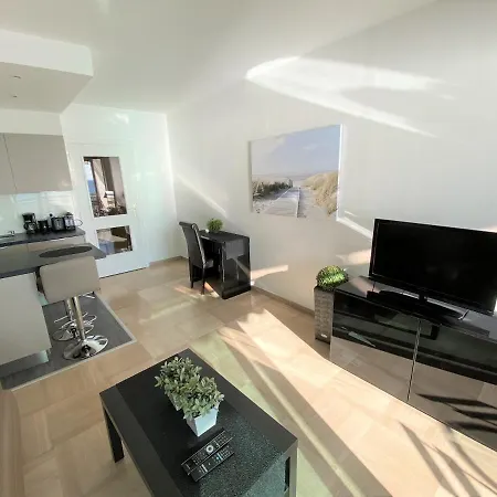 Sea Front - Panoramic Sea View With Terrace Apartment