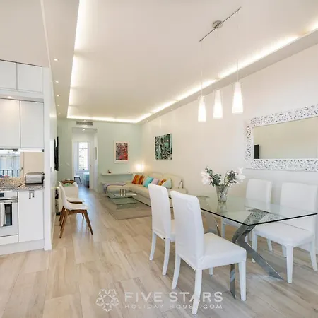 Versailles Five Stars House Nice