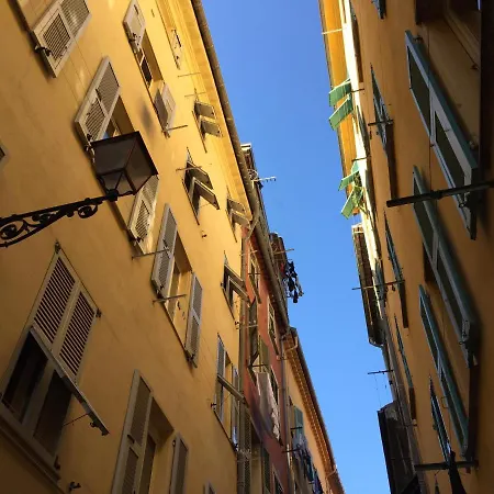 Apartment Rue Neuve *