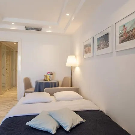 Apartment Royal Promenade Pool Terrace With Sea View