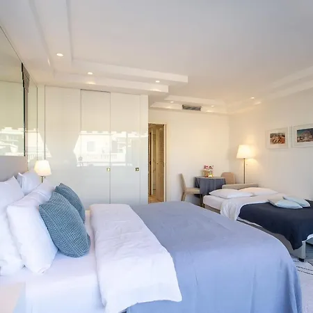 Royal Promenade Pool Terrace With Sea View Apartment