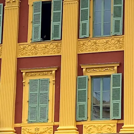 Very Central With Terrace Apartment Nizza
