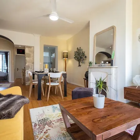 Gioffredo 14 - Spacious Apartment With Balcony * Nice