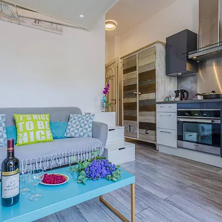 Apartment Cassini Gt - 1 Bedroom - Balcony - Place Garibaldi