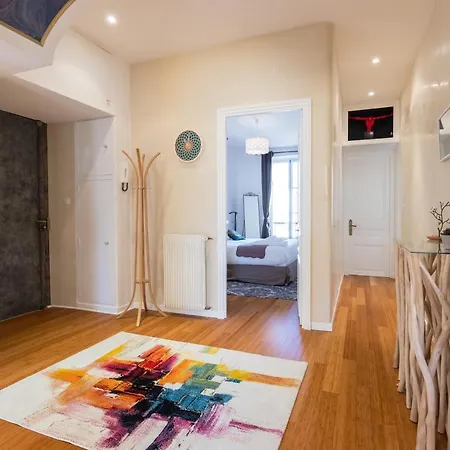 Gioffredo 14 - Spacious Apartment With Balcony Apartment Nice