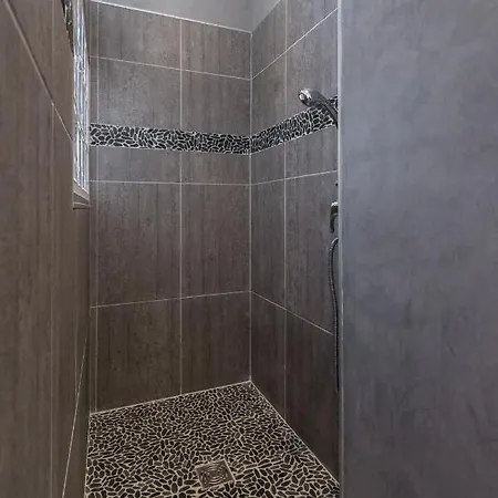 Gioffredo 14 - Spacious Apartment With Balcony * Nice